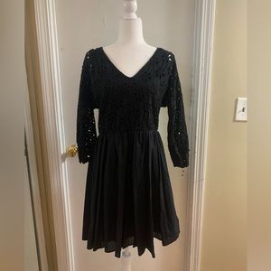 Gorgeous Black Simply Vera, Vera Wang Dress Women’s Size L